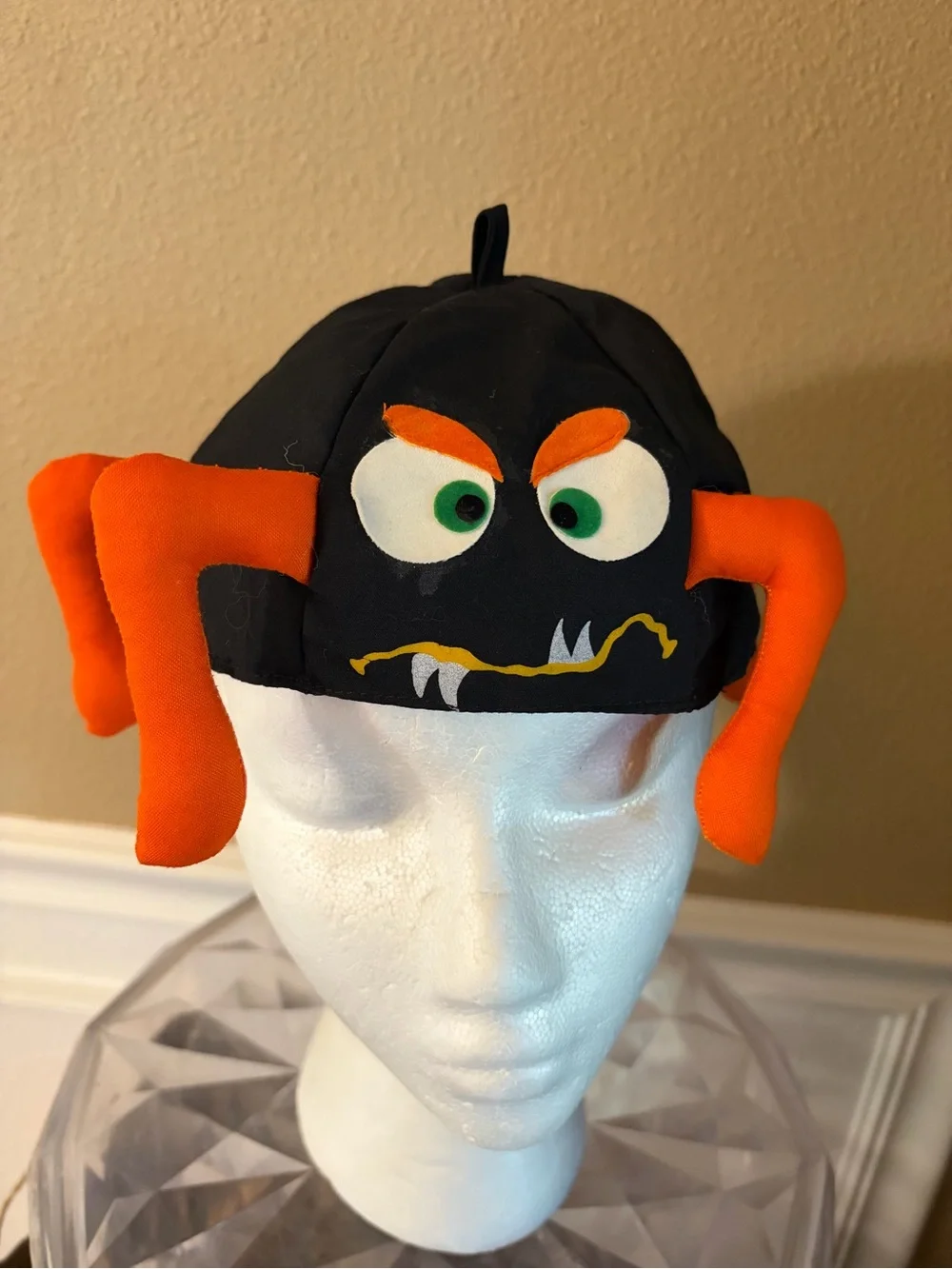 Russ Vintage Spider Halloween Beanie Hat CUTE!